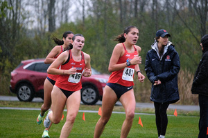Syracuse women's cross country team finished first at the Northeast regional while the men's team finished in 3rd. 